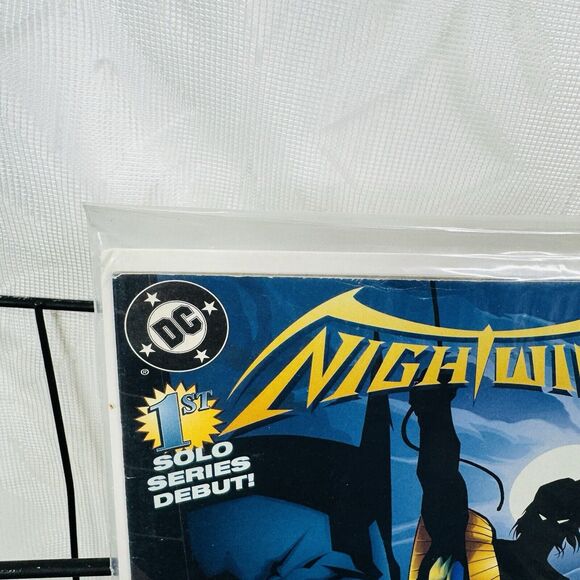 Nightwing 1 3-4 Lot 1st Solo Series Dick Grayson 1995 - Picture 2 of 8